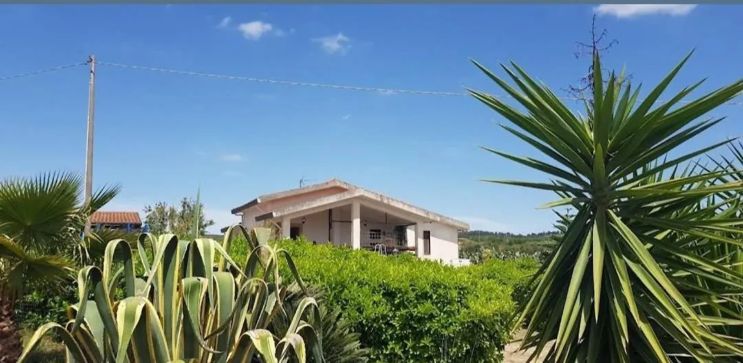 Holiday home Villetta Immersa Nel Verde Piazza Armerina Italy